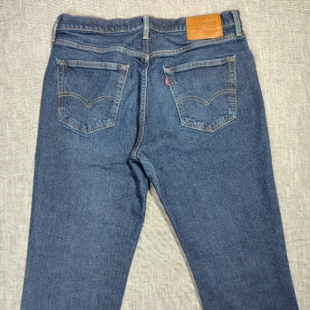 Levi's Premium Jeans Men's Size 34x32 Dark Wash Indigo 541 Athletic Tapered Leg‎
